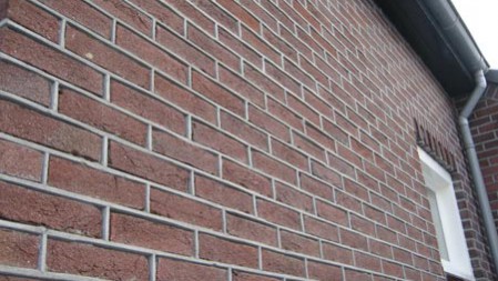 knipvoeg-kalk-cement_gevelrenovatie_nuenen_berbo-voegwerken-3