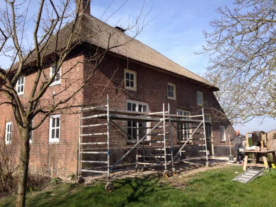 berbo-voegwerken_restauratie-boerderij_gevelrenovatie-voegen-1-w950